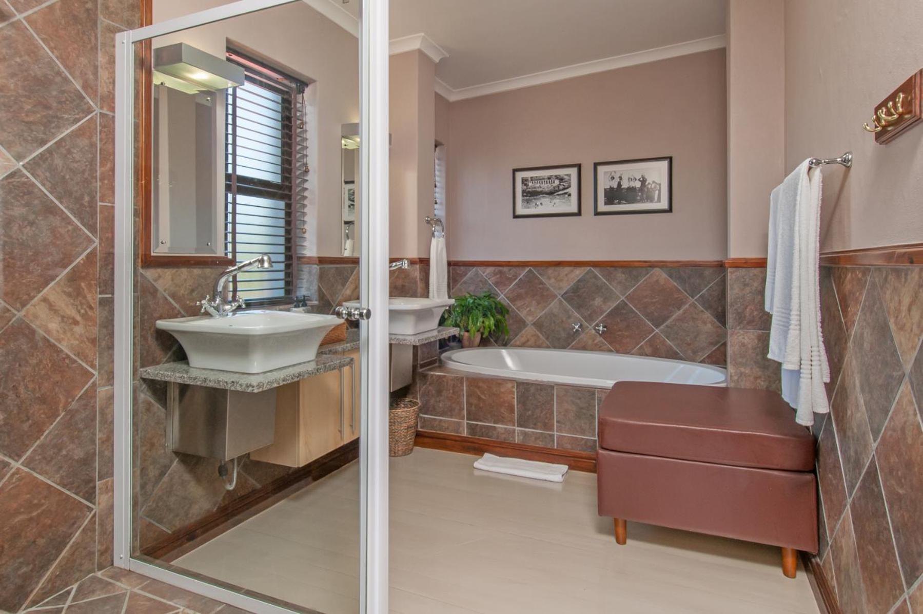 Whale Away Guest House Германус Екстер'єр фото